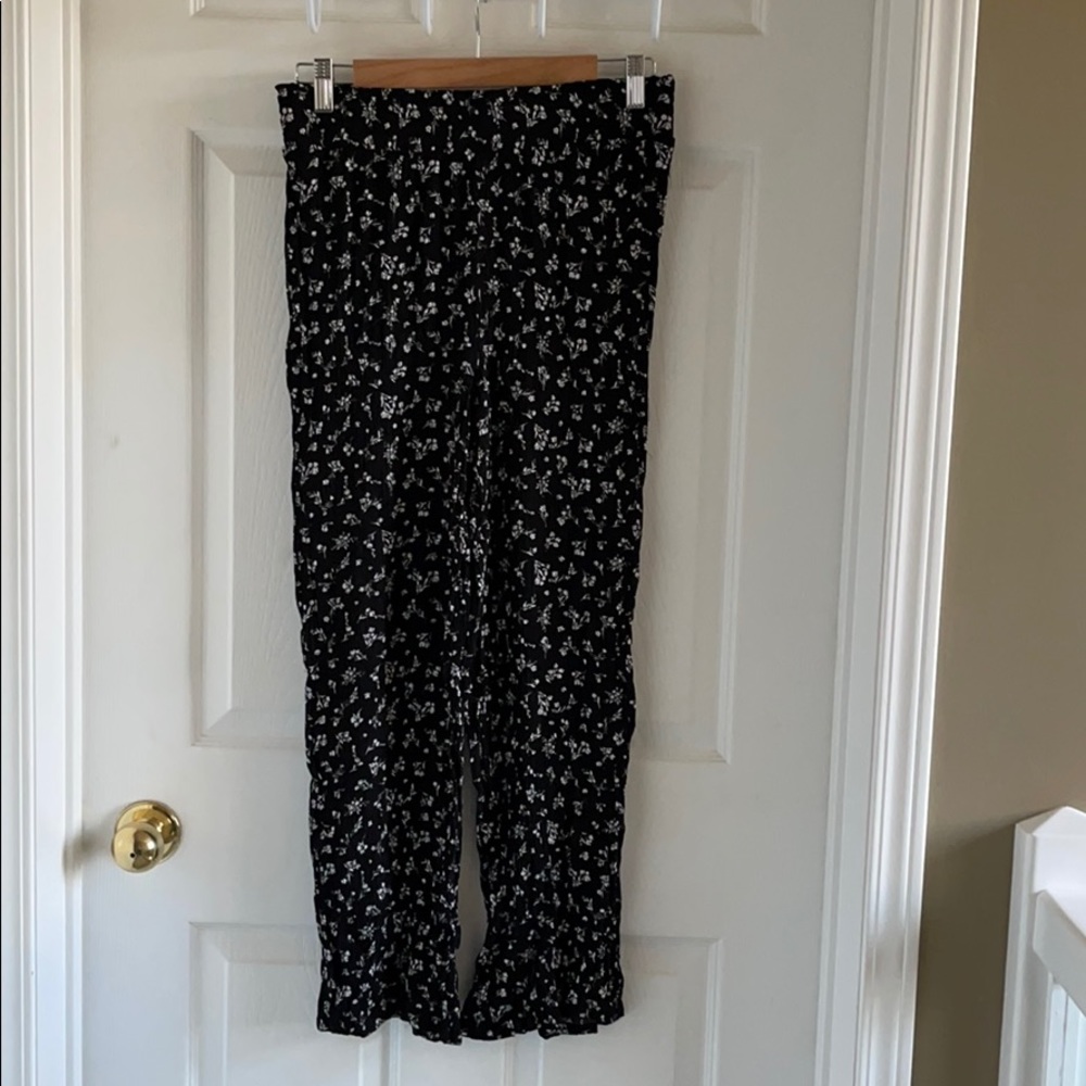 Flowy floral pant